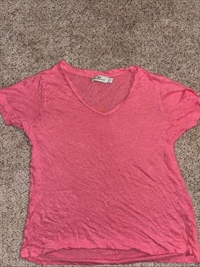 Vineyard Vines Heathered Pink V-Neck Short Sleeve Tee